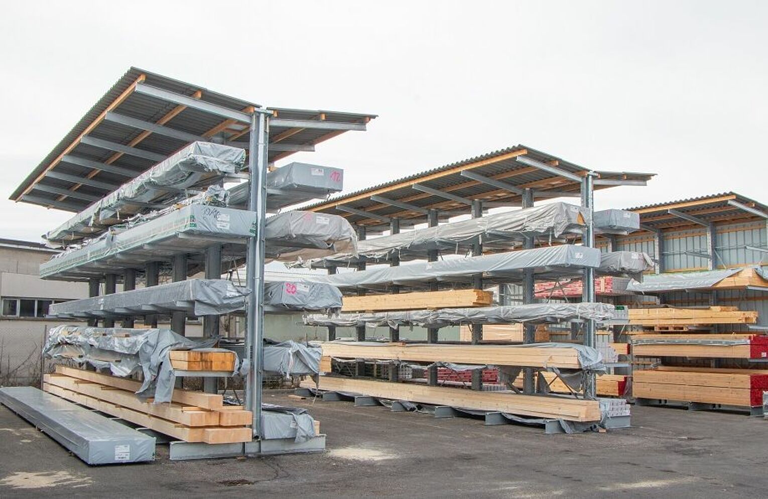 Cantilever racking Yard racking