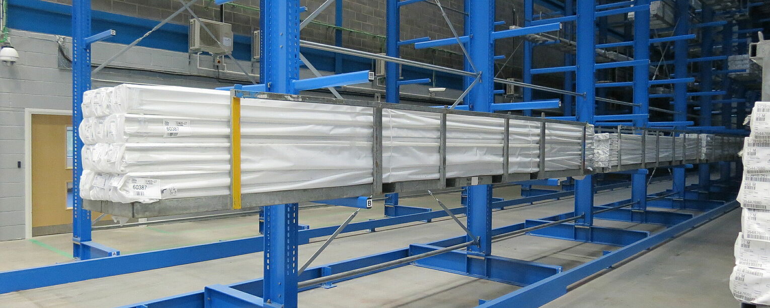 Cantilever racking for narrow aisle