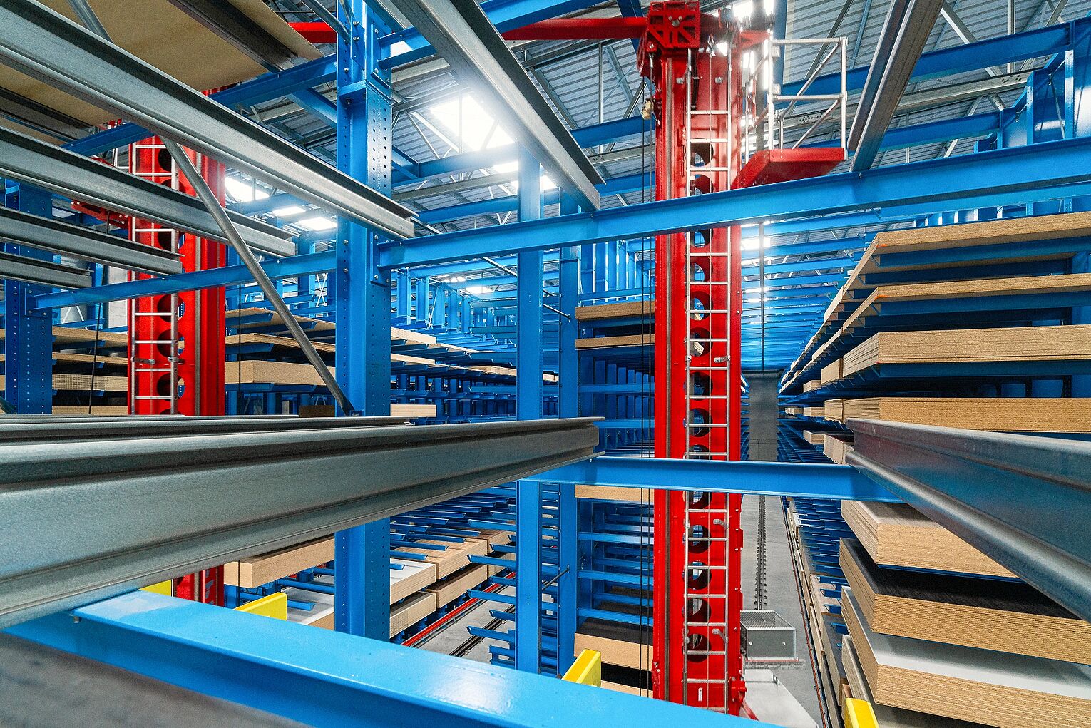 Cantilever racking