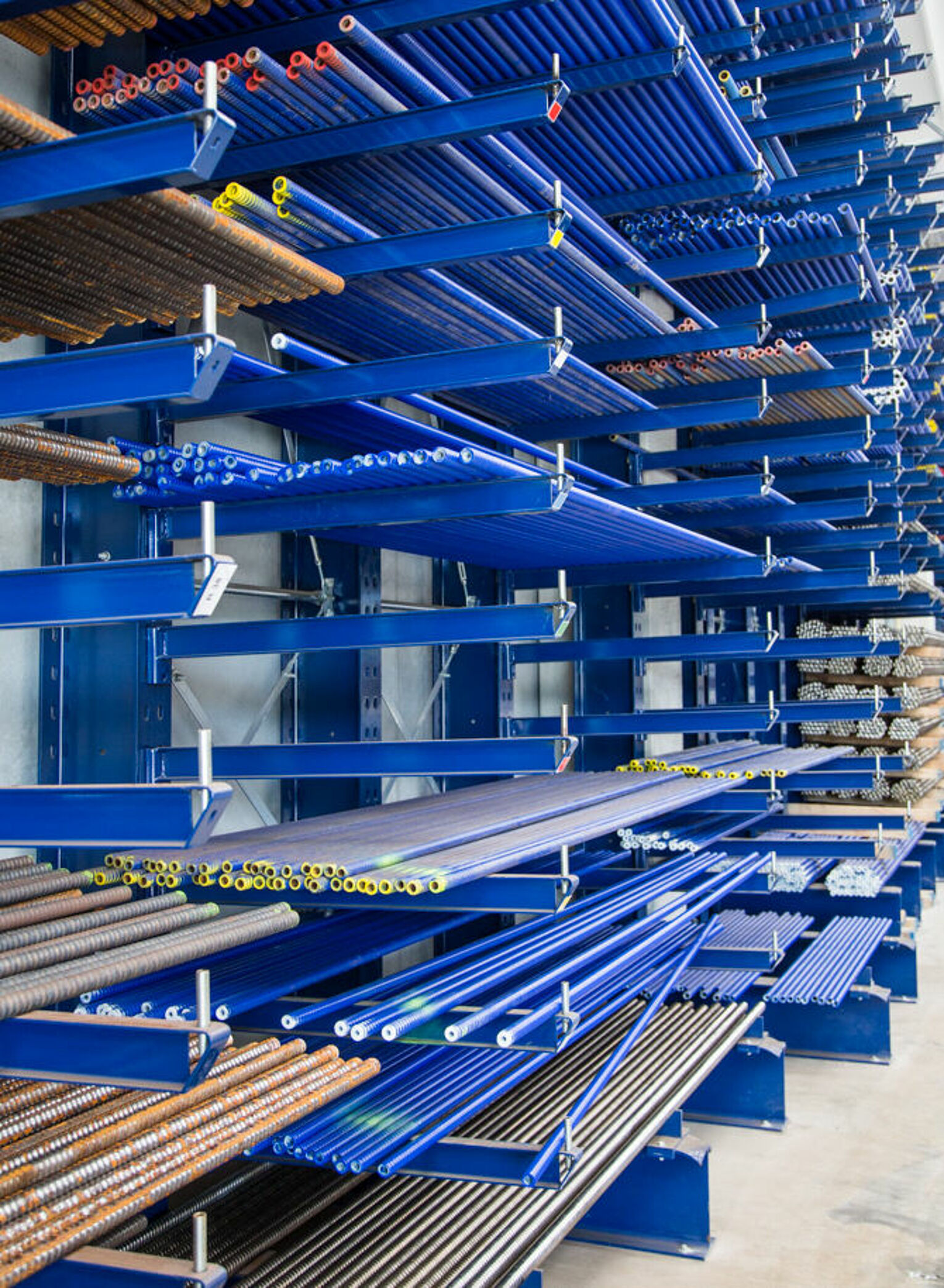 Cantilever racking Industry solution