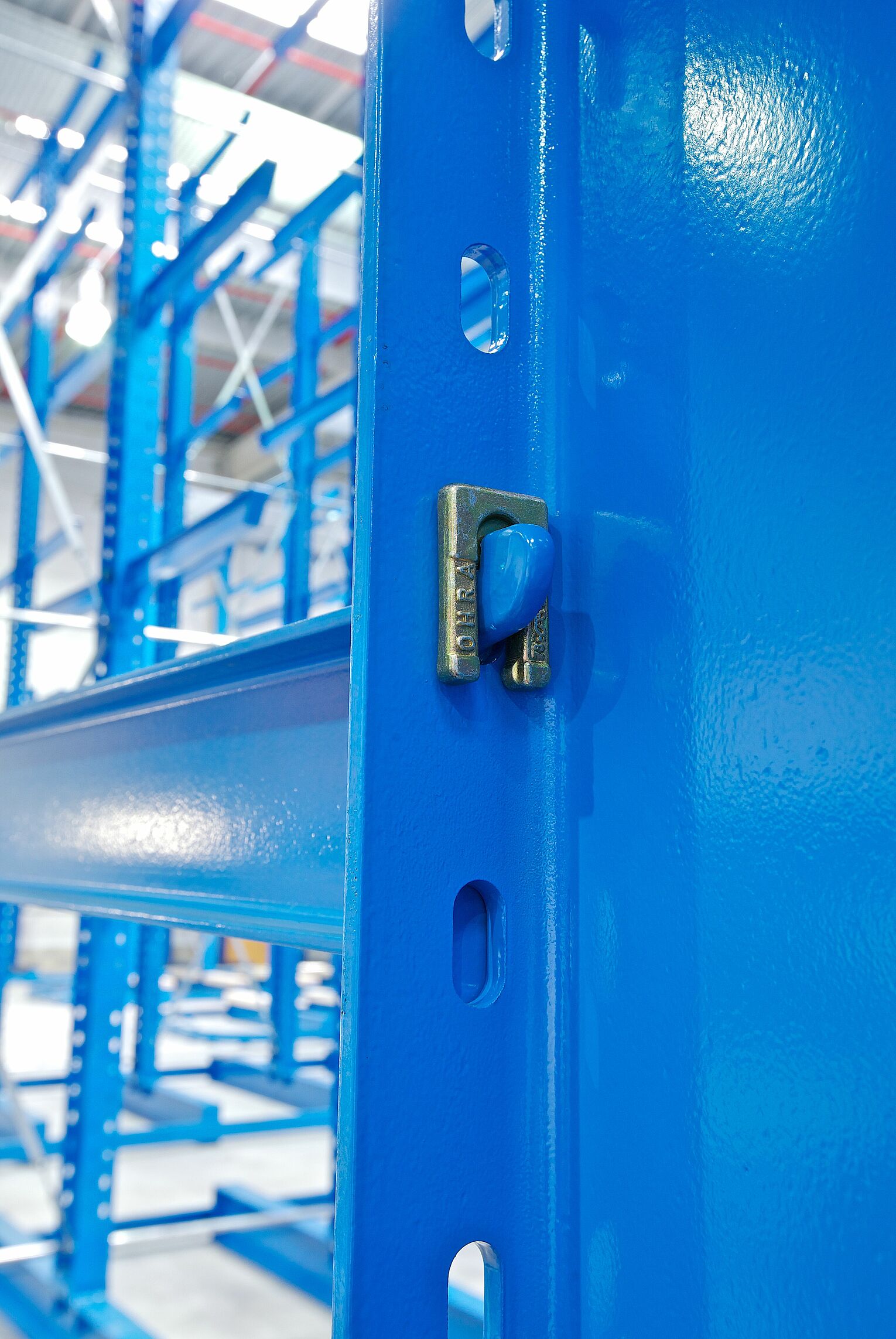 Cantilever racking system by OHRA